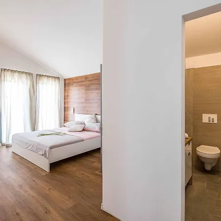 Rocksalt Villa *